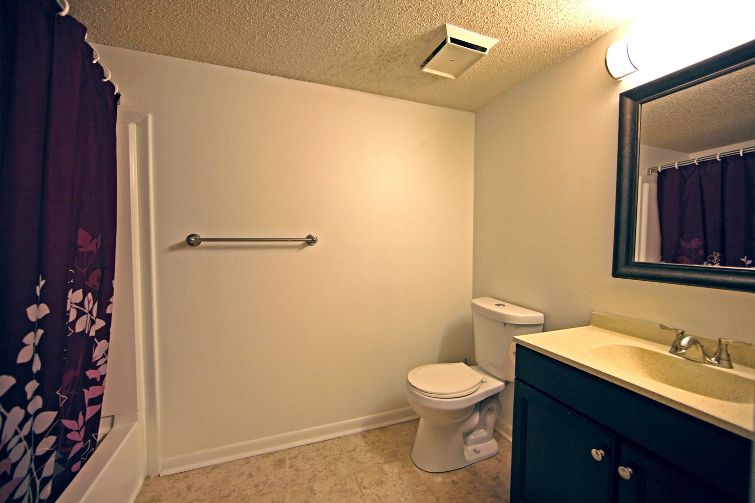 Gallery Photo 14